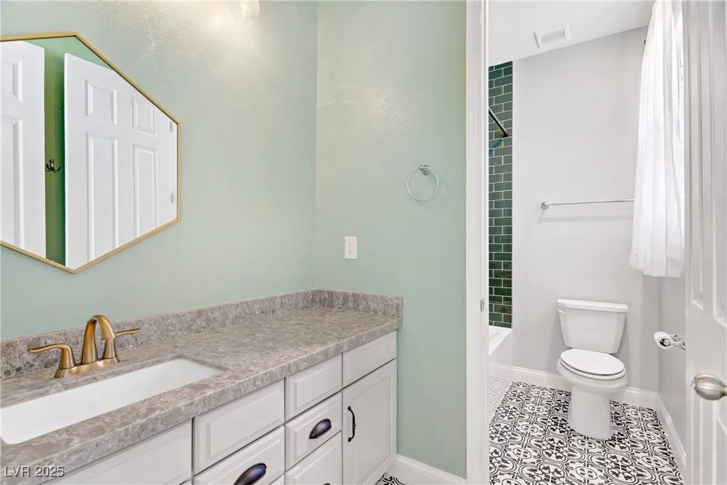 391 Elks Peak, North Las Vegas, NV 89084