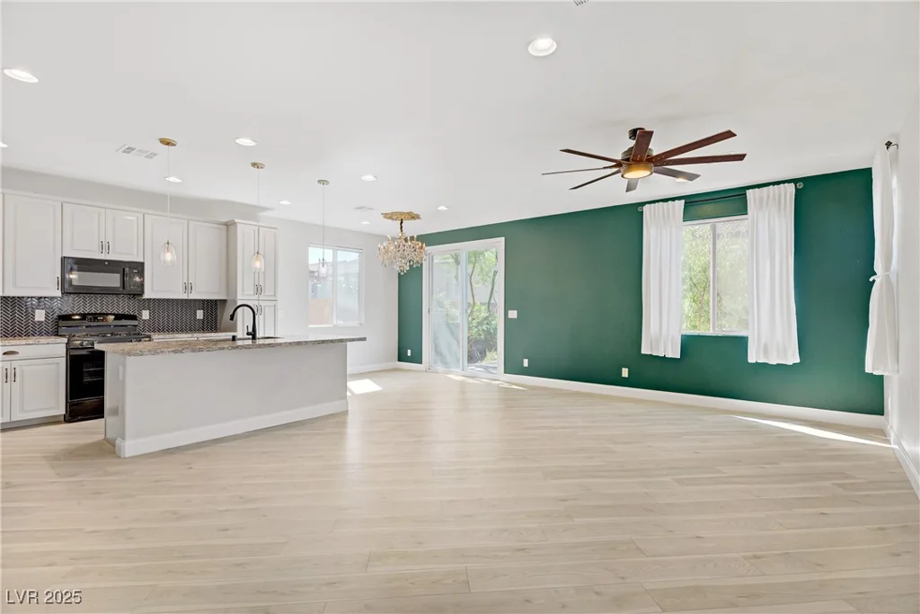 391 Elks Peak, North Las Vegas, NV 89084