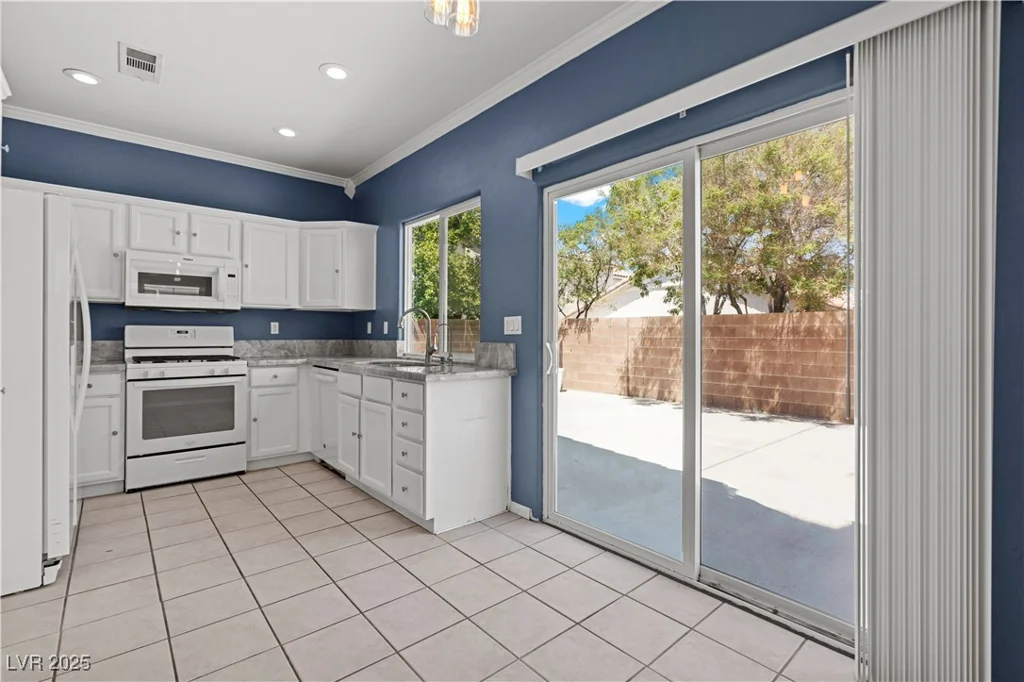 1058 Warm Canyon, Las Vegas, NV 89123