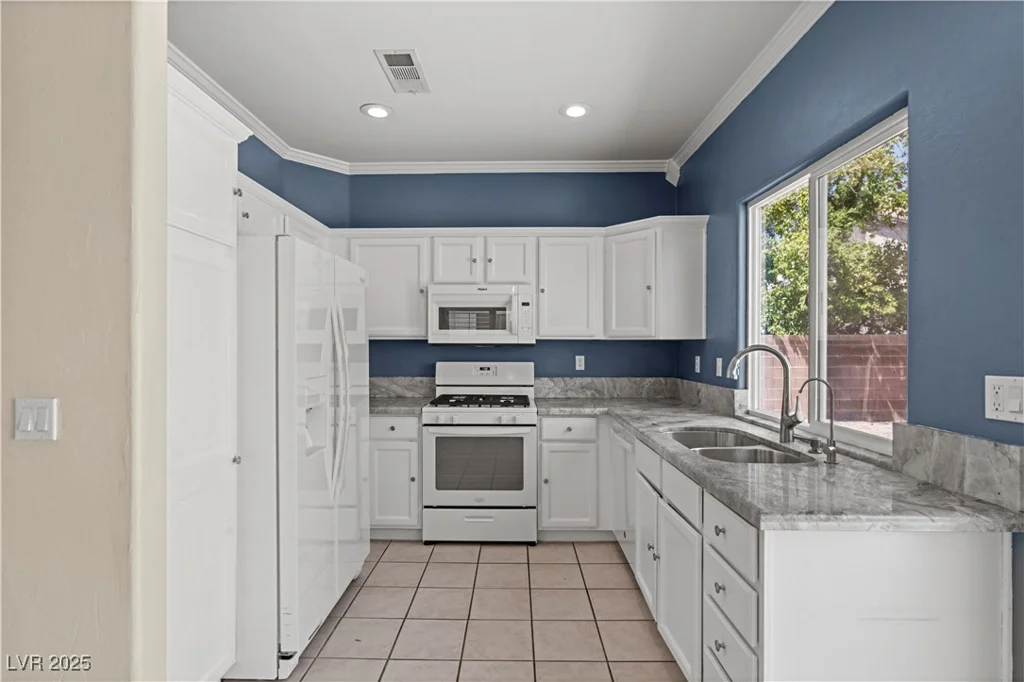 1058 Warm Canyon, Las Vegas, NV 89123