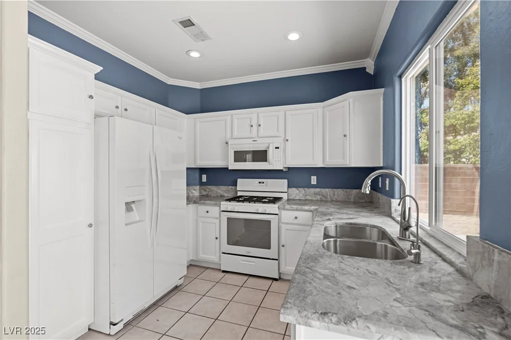 1058 Warm Canyon, Las Vegas, NV 89123