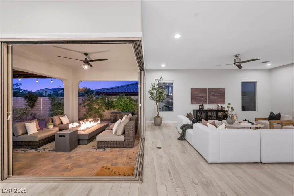 11820 Saverio, Las Vegas, NV 89138