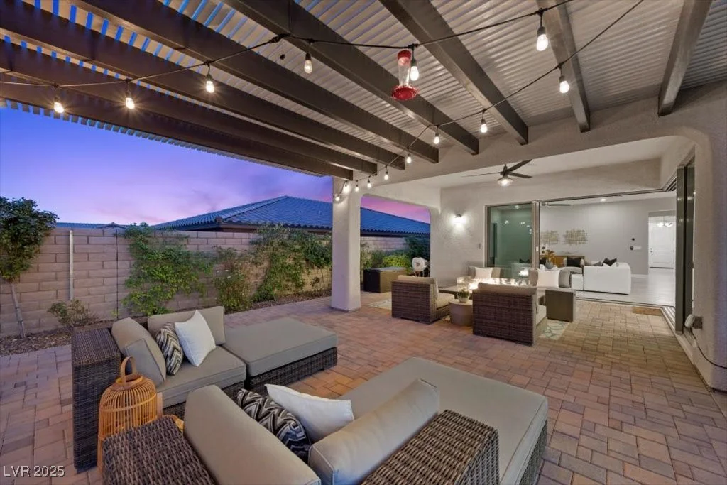 11820 Saverio, Las Vegas, NV 89138