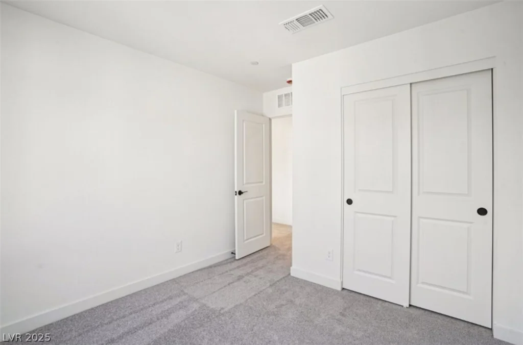 5864 Wisteria Walk, Las Vegas, NV 89148