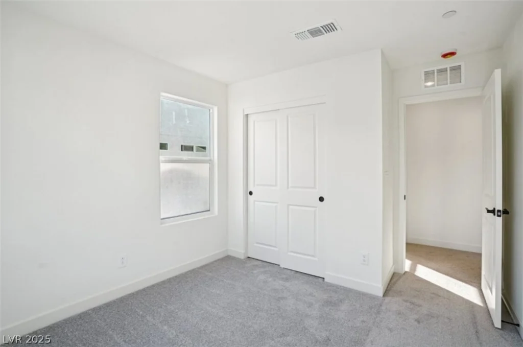 5864 Wisteria Walk, Las Vegas, NV 89148