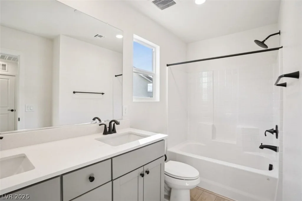 5864 Wisteria Walk, Las Vegas, NV 89148