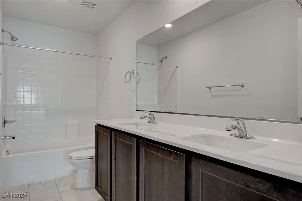 323 Bay Village, Henderson, NV 89011
