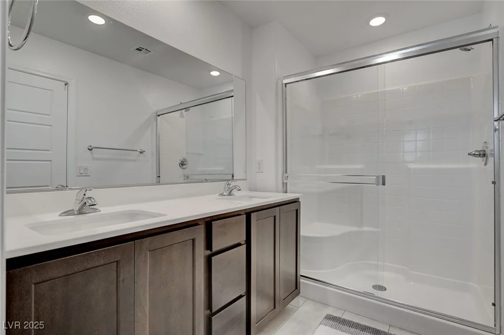323 Bay Village, Henderson, NV 89011