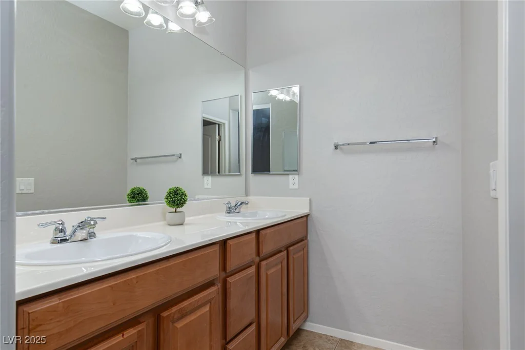 8171 Cape Ito, Las Vegas, NV 89113