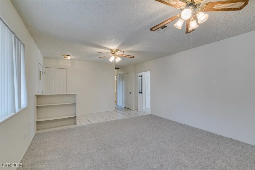 4792 Cincinnati, Las Vegas, NV 89104