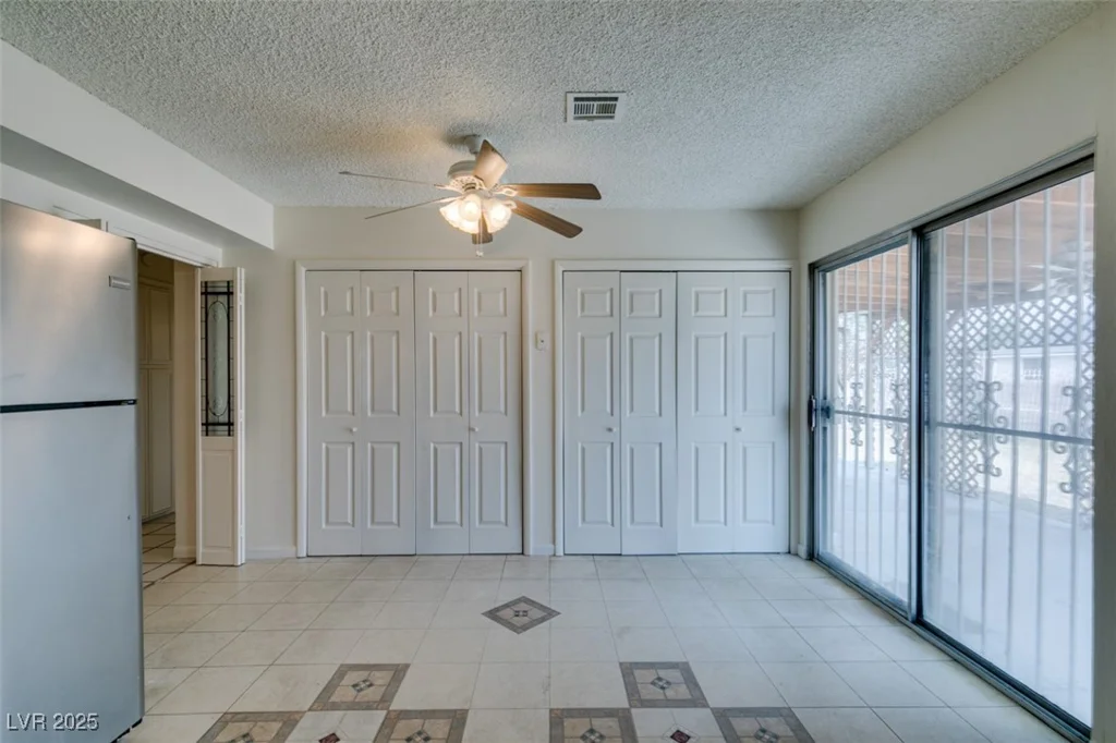 4792 Cincinnati, Las Vegas, NV 89104