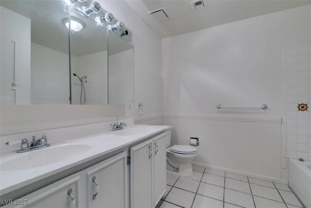 4792 Cincinnati, Las Vegas, NV 89104