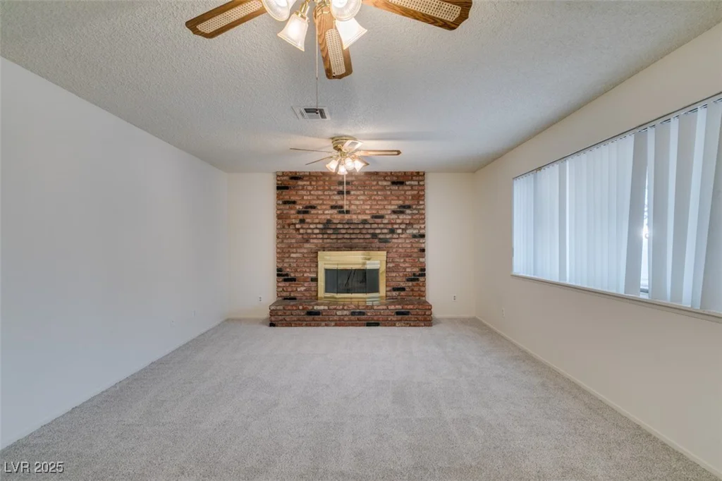 4792 Cincinnati, Las Vegas, NV 89104