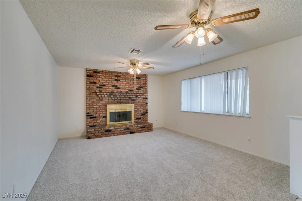 4792 Cincinnati, Las Vegas, NV 89104