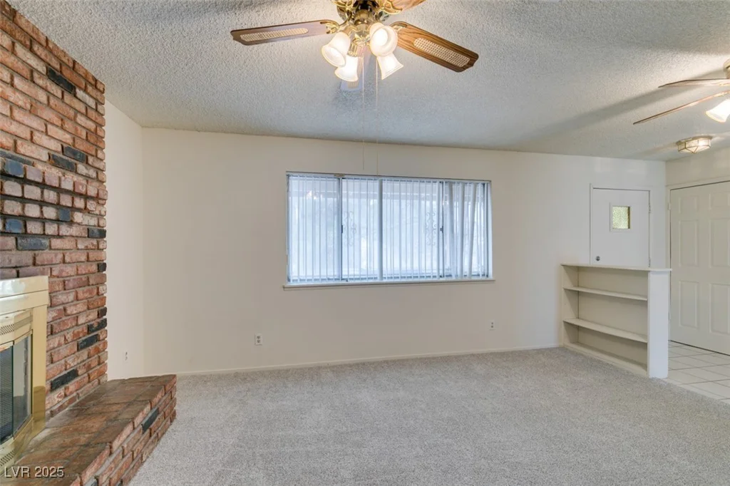 4792 Cincinnati, Las Vegas, NV 89104