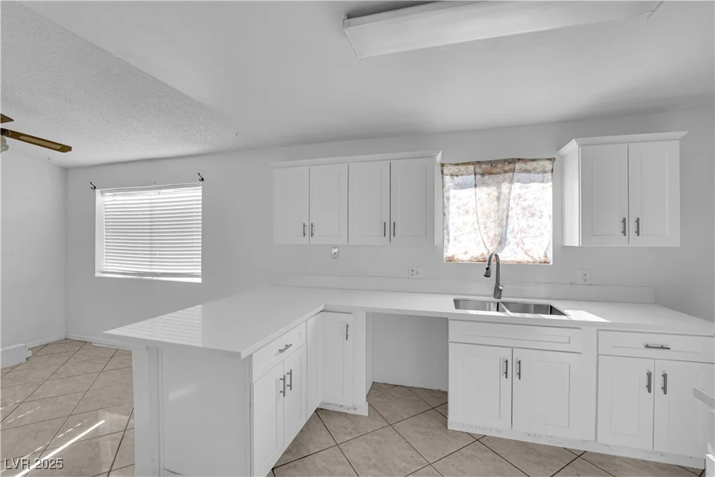 4552 Cool Valley, Las Vegas, NV 89110