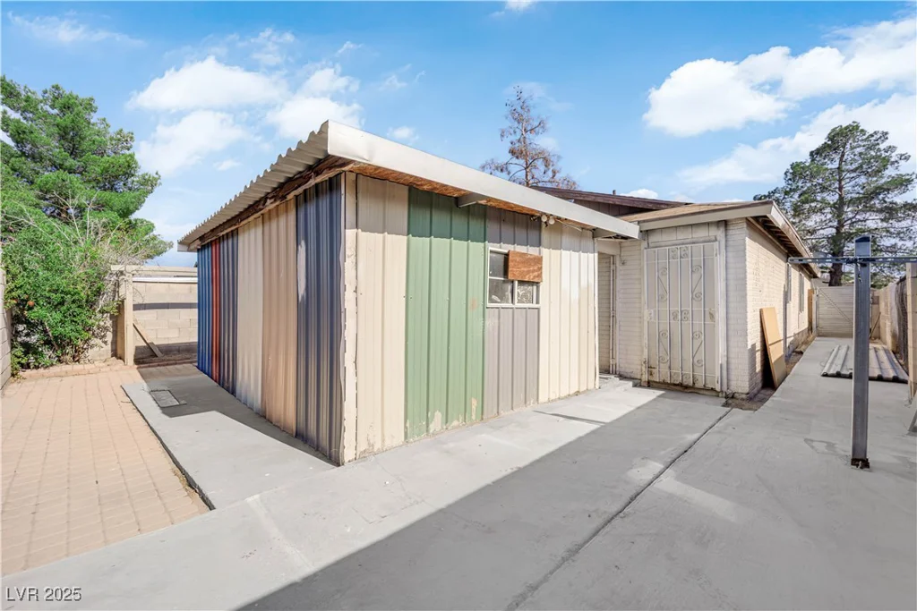 4552 Cool Valley, Las Vegas, NV 89110