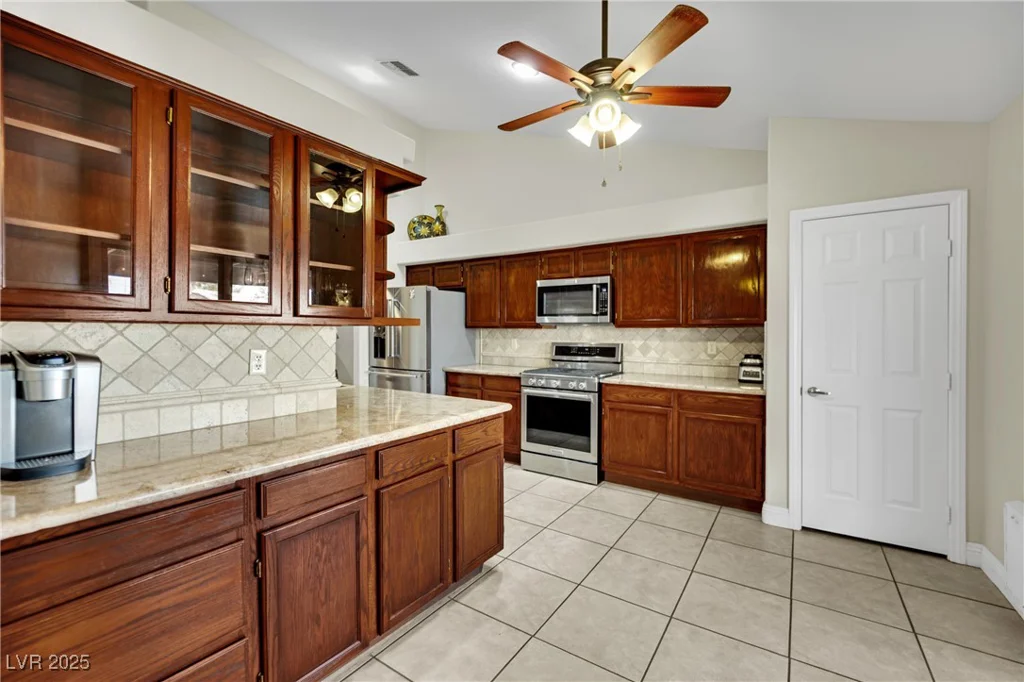 860 Autumn Canyon, Henderson, NV 89002