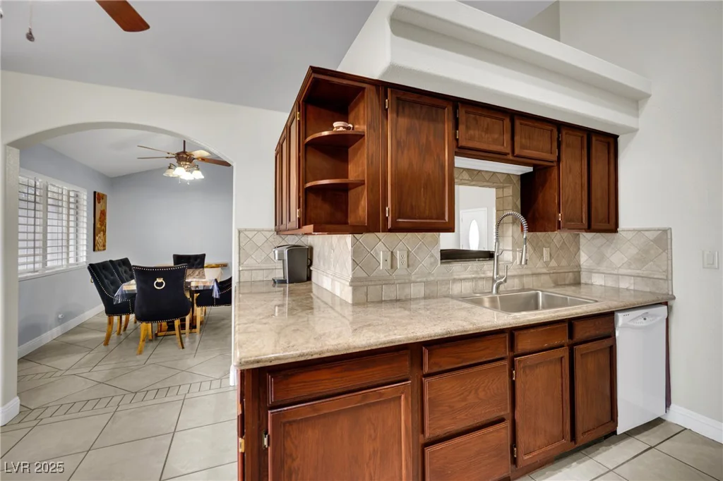 860 Autumn Canyon, Henderson, NV 89002