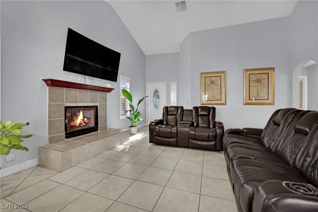 860 Autumn Canyon, Henderson, NV 89002