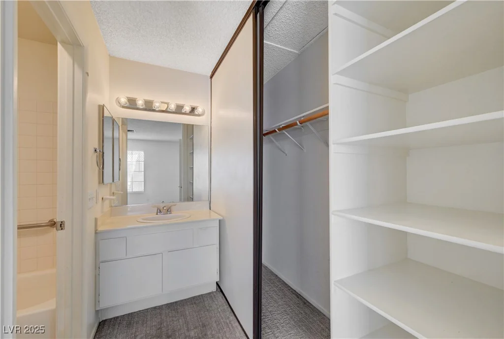 4730 Nara Vista, Las Vegas, NV 89103