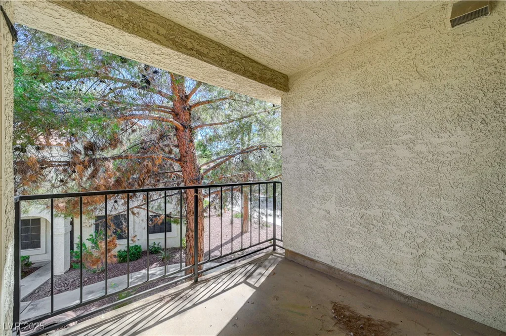 4730 Nara Vista, Las Vegas, NV 89103