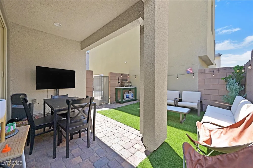 655 Tranquil Jade, Las Vegas, NV 89138