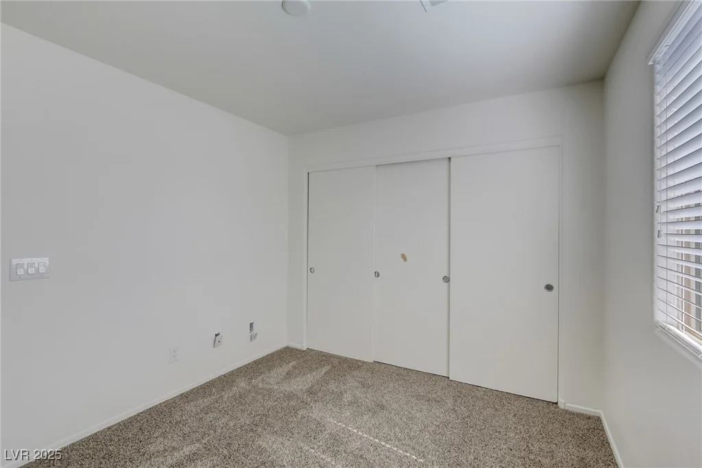 5380 Mercury Springs, Las Vegas, NV 89122