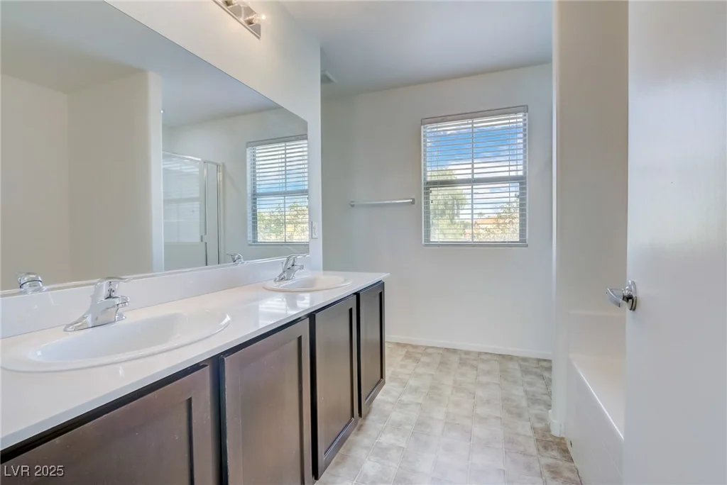 5380 Mercury Springs, Las Vegas, NV 89122