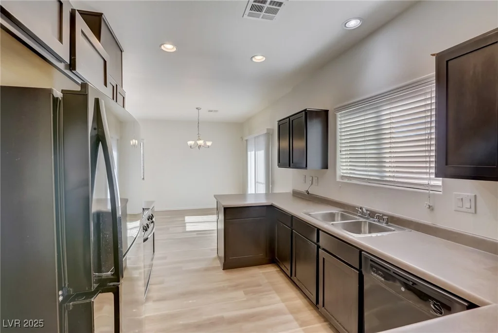 5380 Mercury Springs, Las Vegas, NV 89122