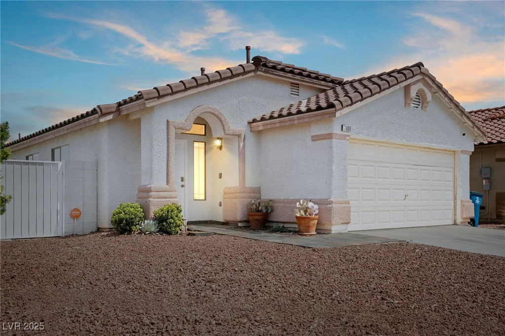 3808 Lilac Haze, Las Vegas, NV 89147