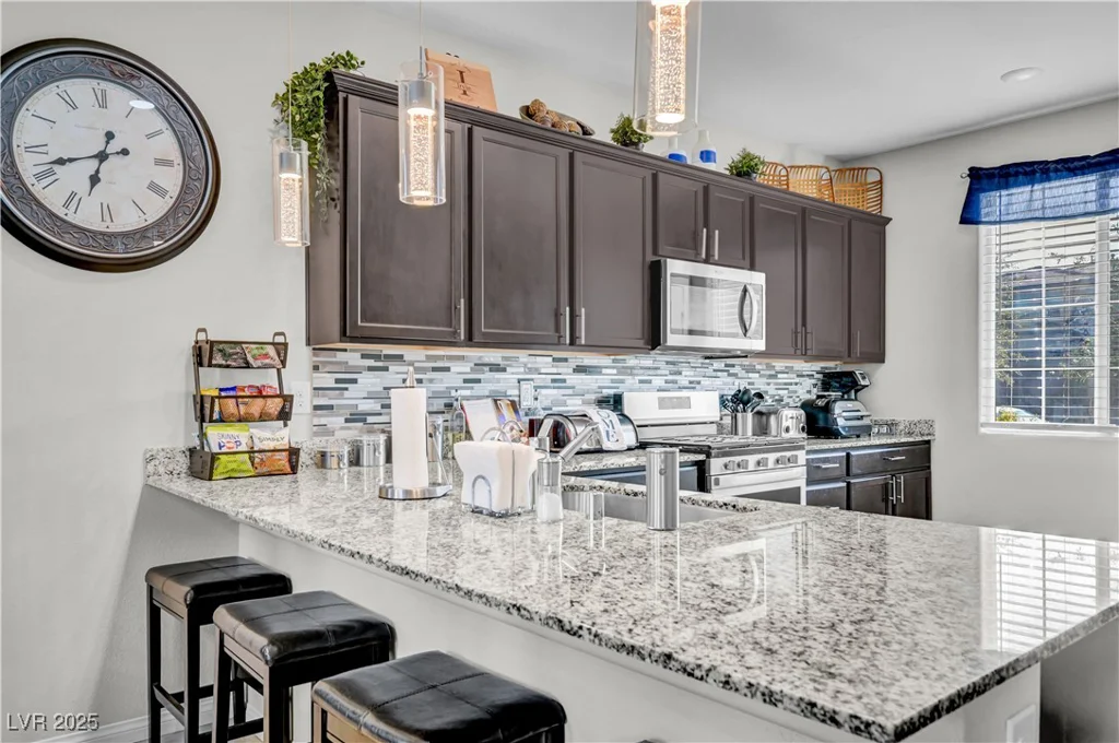 7710 Wishbone Falls, North Las Vegas, NV 89084