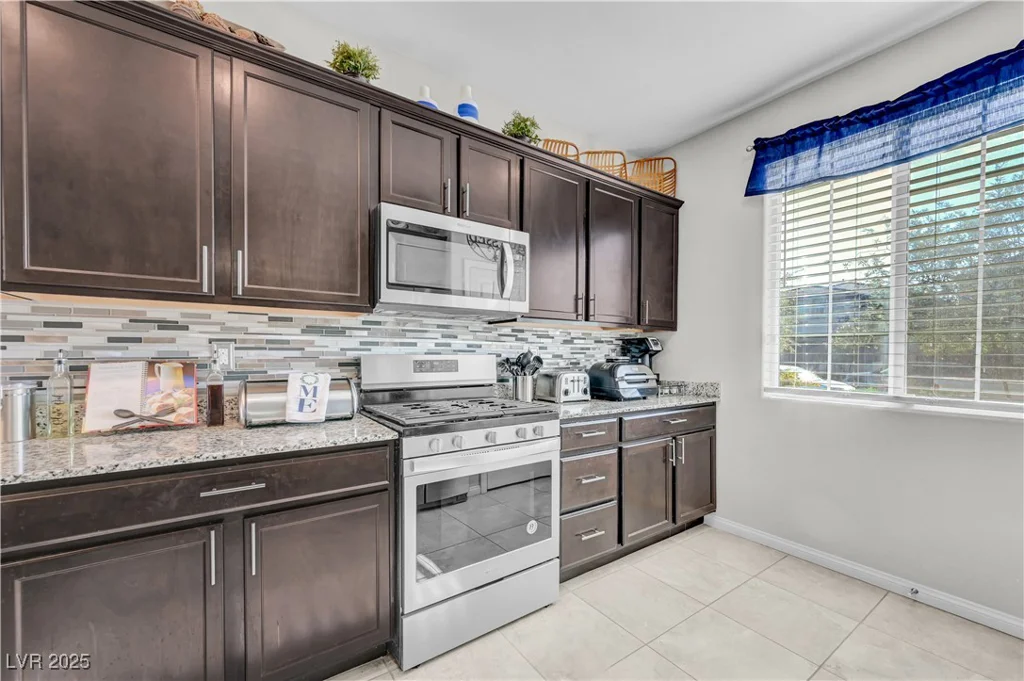 7710 Wishbone Falls, North Las Vegas, NV 89084