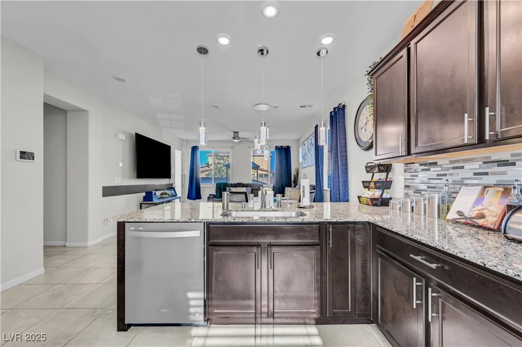 7710 Wishbone Falls, North Las Vegas, NV 89084