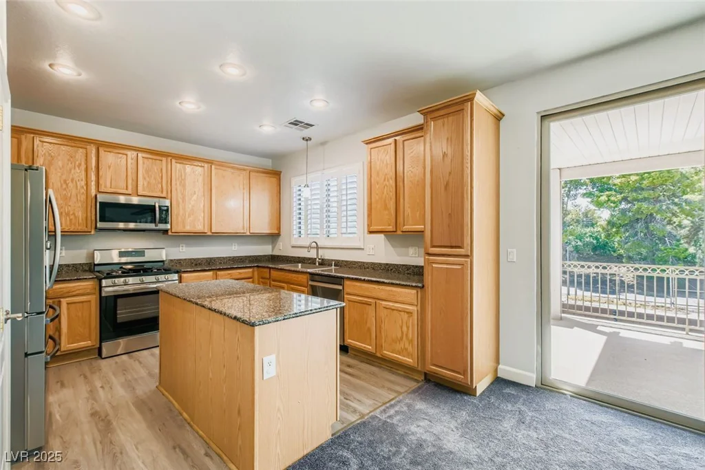 3013 Winter Sunset, North Las Vegas, NV 89081