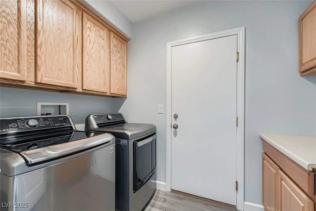3013 Winter Sunset, North Las Vegas, NV 89081
