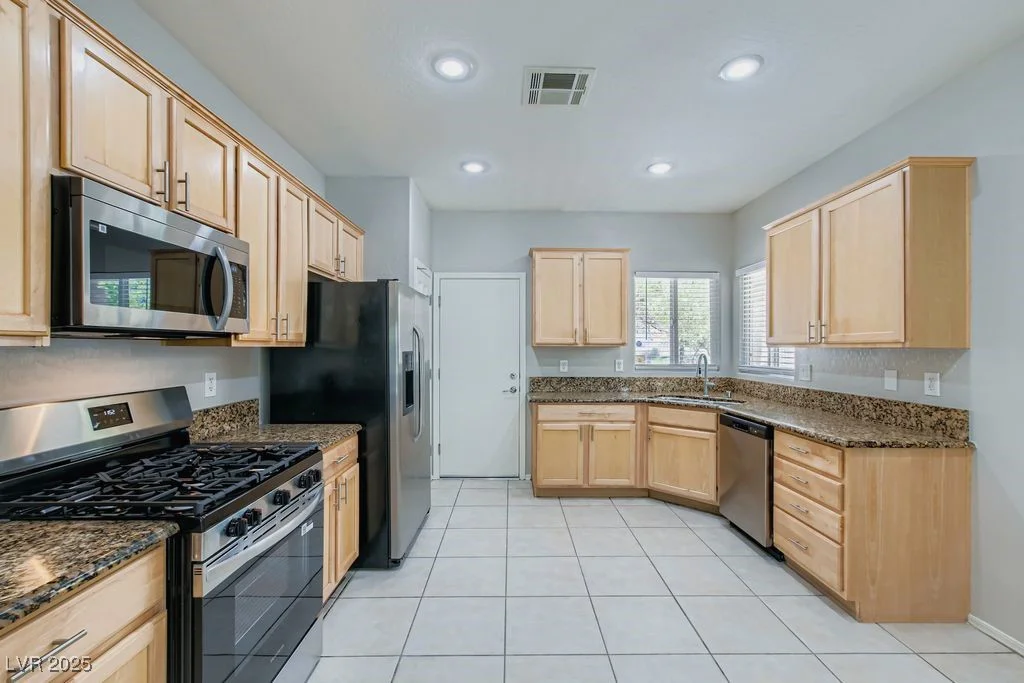 2509 Great Auk, North Las Vegas, NV 89084