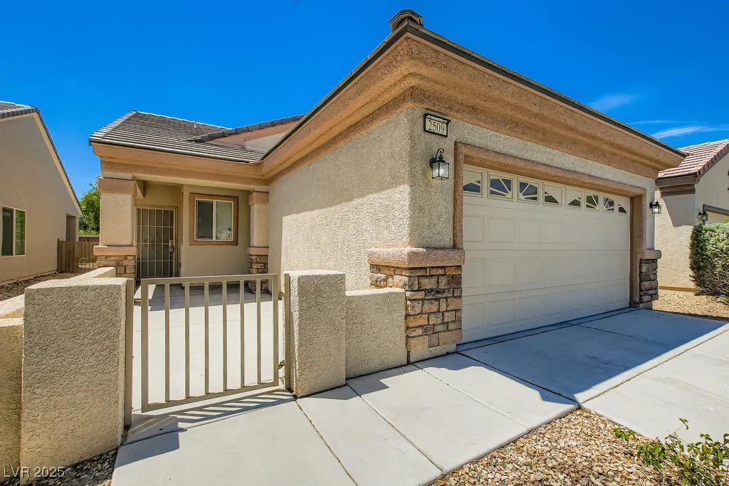 2509 Great Auk, North Las Vegas, NV 89084