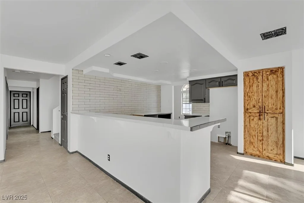 2614 White Pine, Henderson, NV 89074