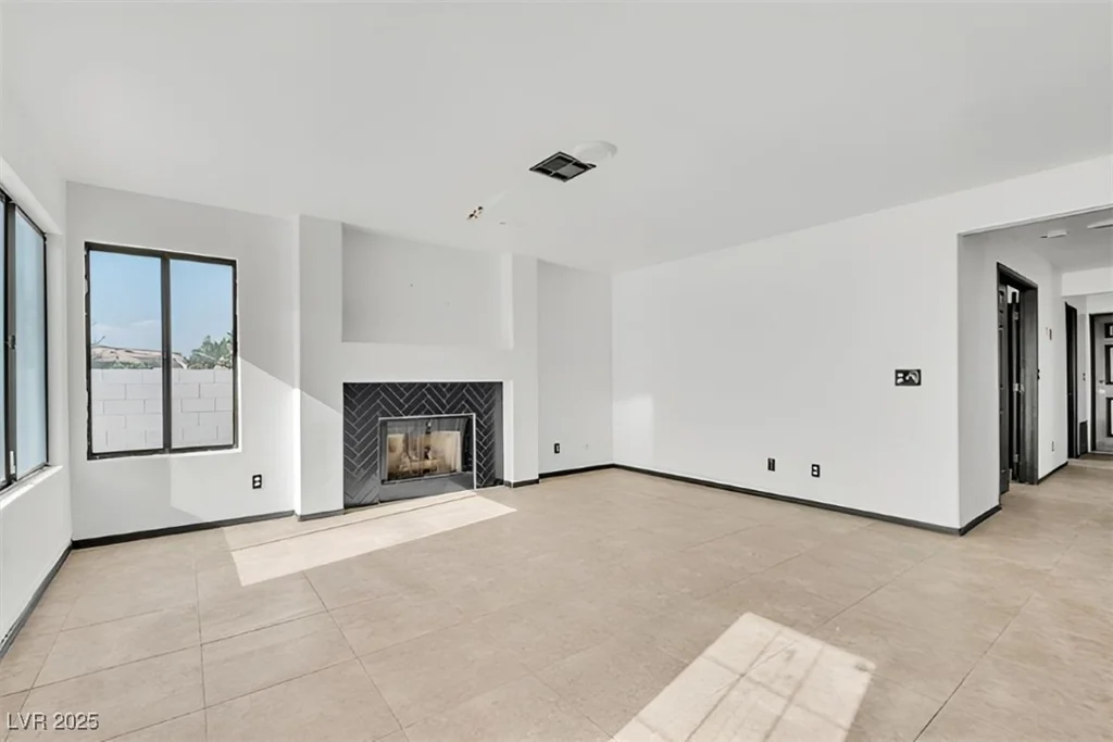 2614 White Pine, Henderson, NV 89074