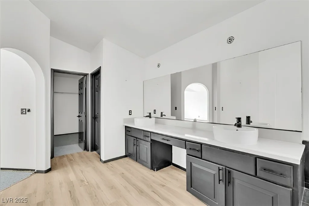 2614 White Pine, Henderson, NV 89074