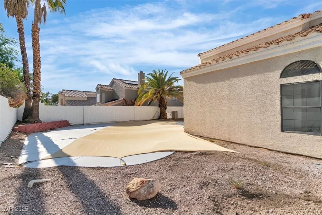 2614 White Pine, Henderson, NV 89074