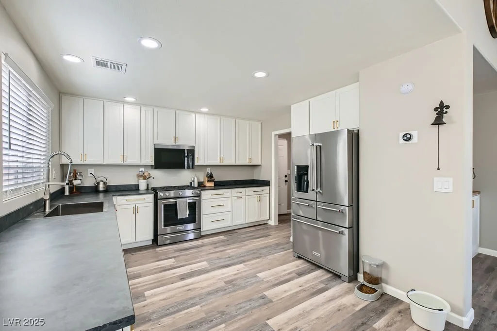 4634 English Lavender, North Las Vegas, NV 89031