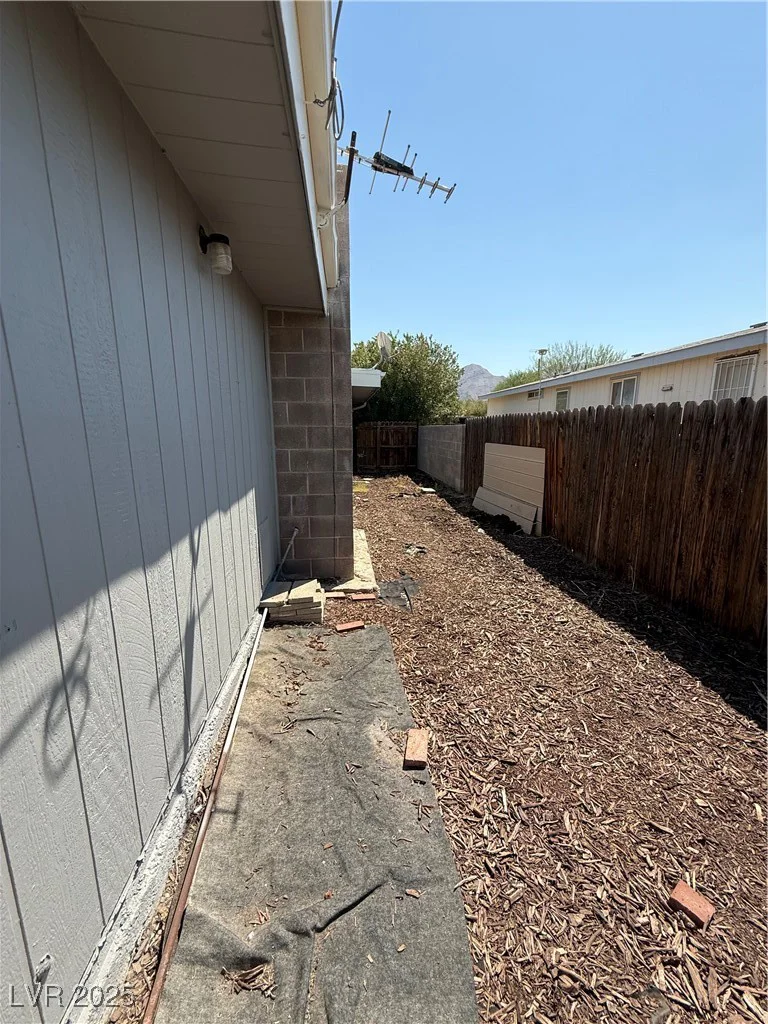 2225 Rigney, Las Vegas, NV 89156