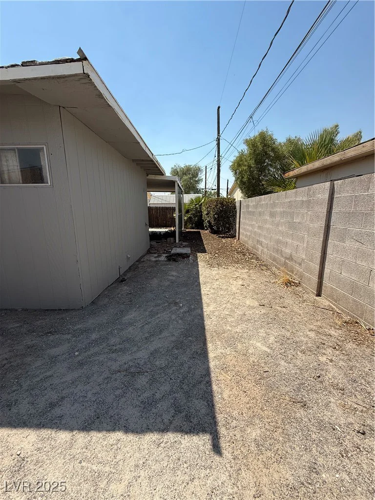 2225 Rigney, Las Vegas, NV 89156