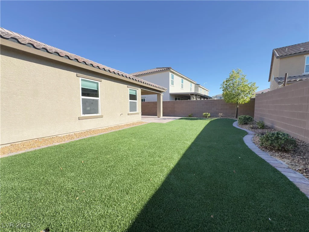 7153 Hardwood Terrace, North Las Vegas, NV 89084