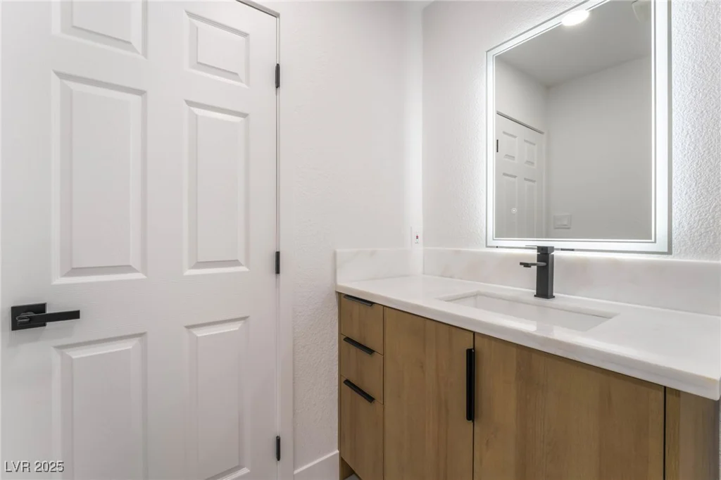 2701 Mason, Las Vegas, NV 89102