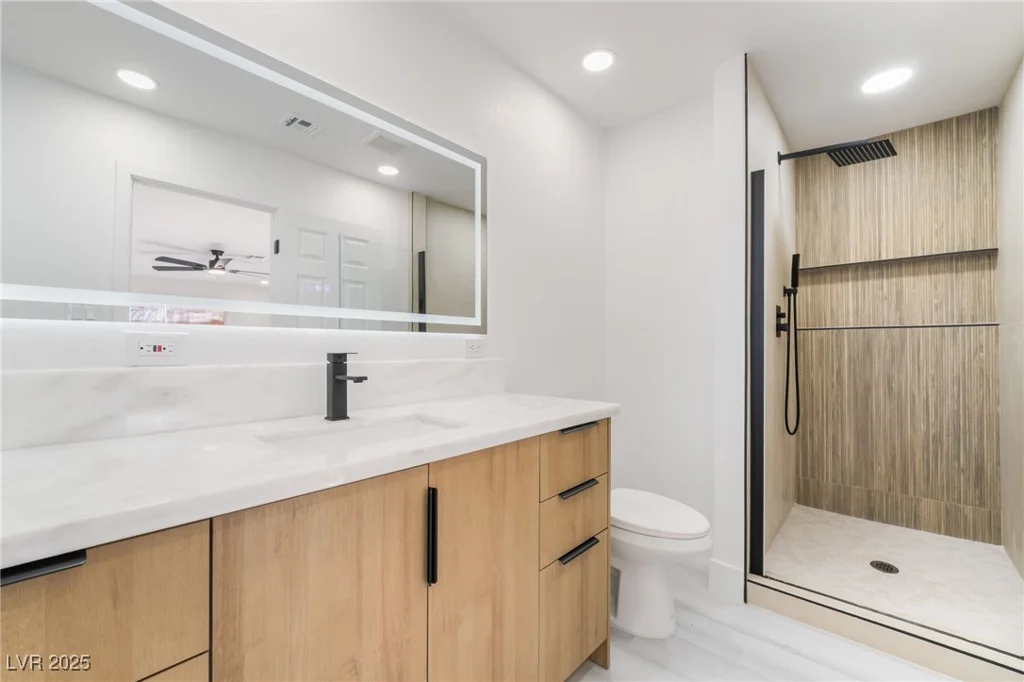 2701 Mason, Las Vegas, NV 89102