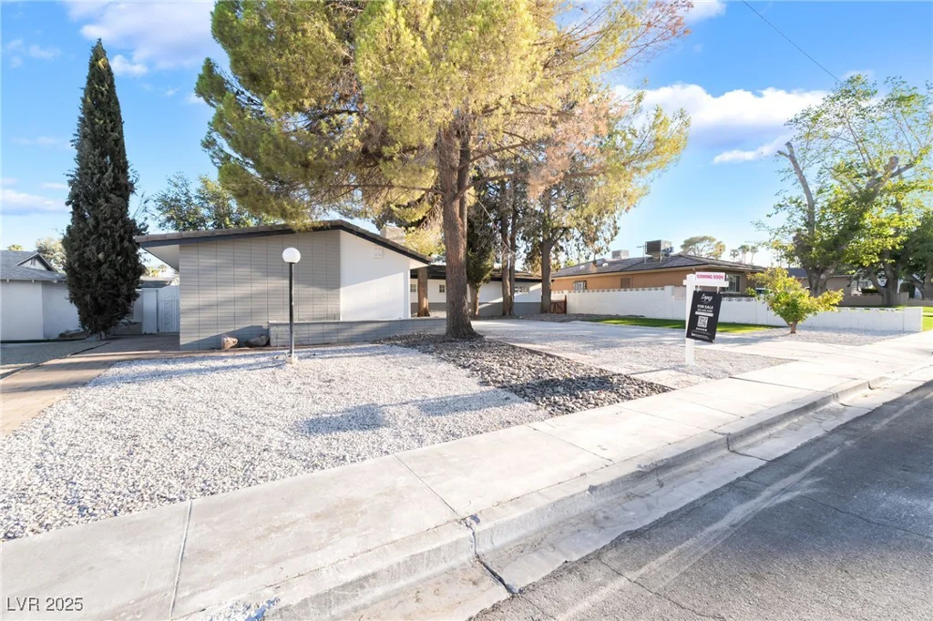 2701 Mason, Las Vegas, NV 89102