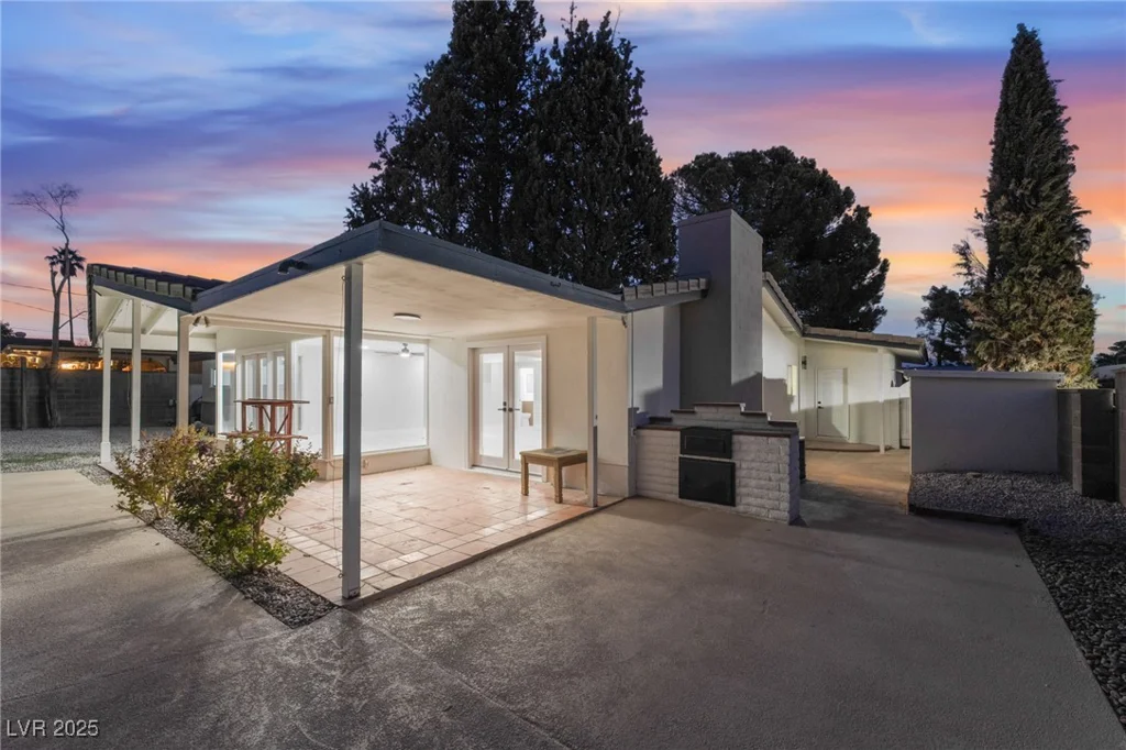 2701 Mason, Las Vegas, NV 89102